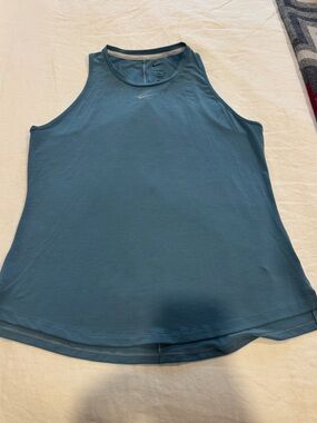 Nike Women’s Blue Dri-FIT Tank Top Size M